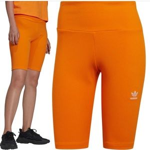 Adicolor Essentials Bike Shorts